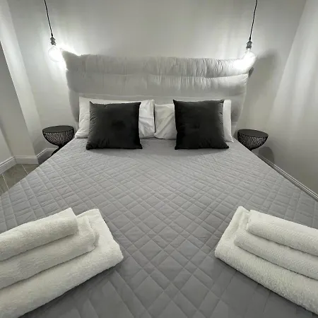 Dimore Macri בארי